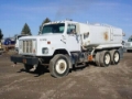 International F2674, 運油車, 運輸工具