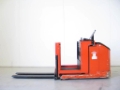 Linde V10L-02, Korkeakeräilytrukit, Materiaalinkäsittely