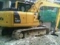 Komatsu PC130、小型パワーショベル　7ｔ-12ｔ、建設