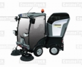 CosmoTruck รถกวาดดูดฝุ่นแบบมีห้องเก๋ง (พร้อมเครื่องปรับอากาศ), 清掃機, 路面照料