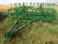 John Deere 1010, Coltivatori, Agricoltura