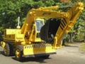 АТЕК 881, Lastik tekerli ekskavatörler, İş Makinaları
