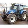 纽荷兰 T6080、拖拉机 140-199 hp、农业机械