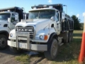Mack CV713, Camion ribaltabili, Trasporto