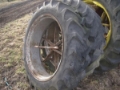 Handy 12.4x36 / 28 med 5 arme, Dual wheels, Farming
