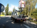 Nissan 100TLE, Kamioni sa podiznom košarom, Gradjevinarstvo
