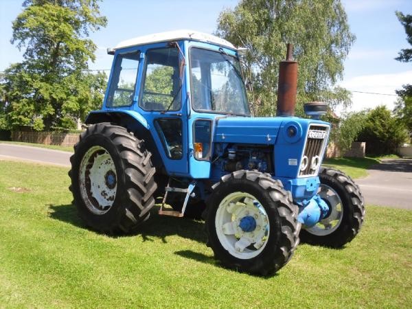 7600 Ford tractor #1
