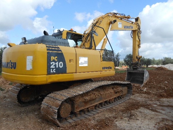 komatsu 210-8 lc - 履带式挖土机(掘凿机,挖掘机),价格:nt$ 3,016