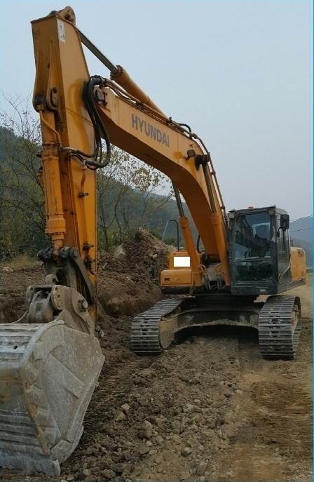 hyundai robex 3000 lc-7a - 履带式挖土机(掘凿机,挖掘机),价格:nt$