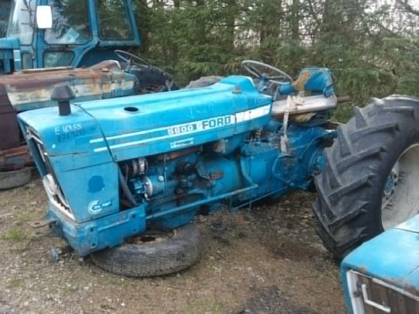 Used ford 5600 tractor #4