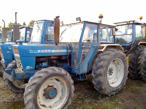 Ford 7000 tractor pictures #4