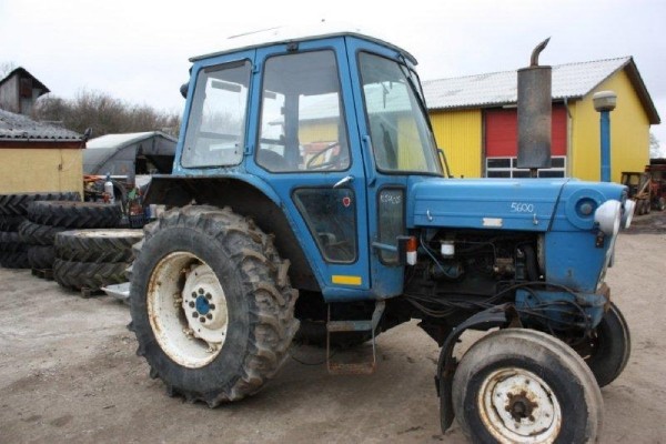 Used ford 5600 tractor #6
