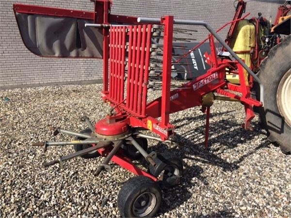 jf r-365 - 耙与翻草机,价格:nt$ 88,004,制造年份:2011 - mascus台湾