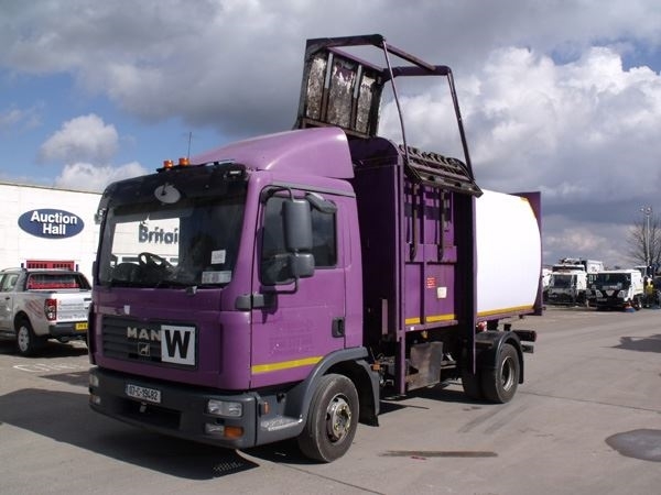 185 - 垃圾车,,制造年份:2007 - mascus台湾