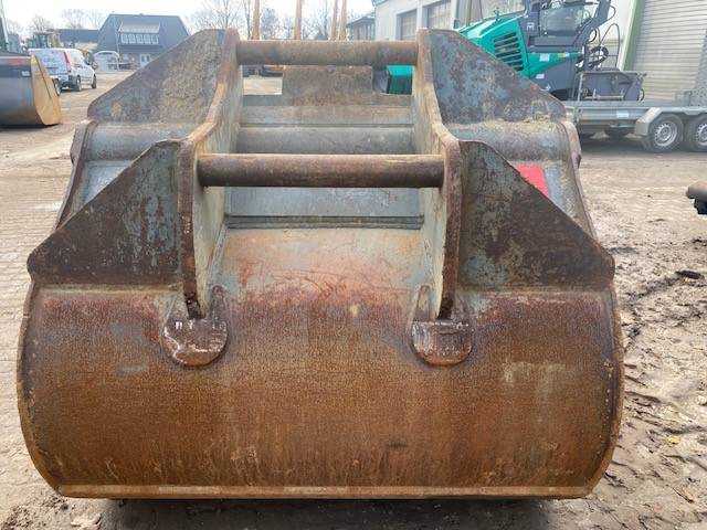 Other (5654) 1.70 m H. Schoch TL / bucket