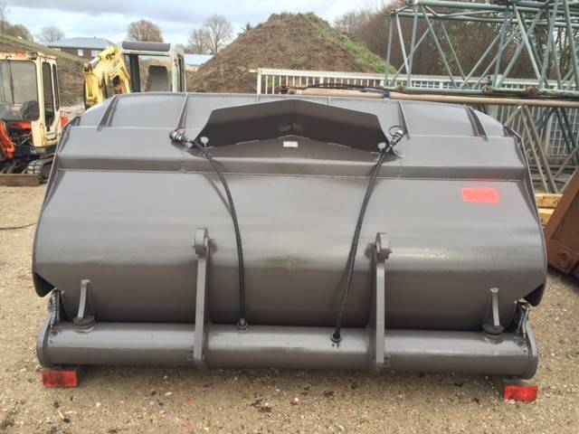 SMP (0201) 5.5 cbm Hochkippschaufel / bucket