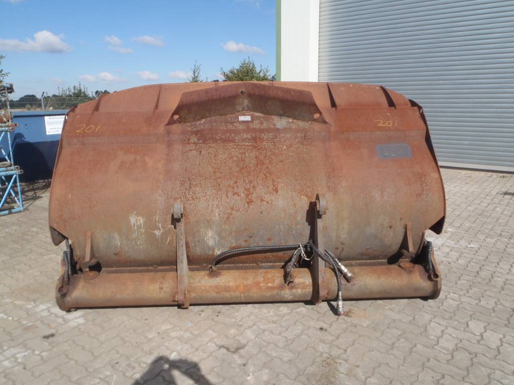 SMP (0201) 5.5 cbm Hochkippschaufel / bucket