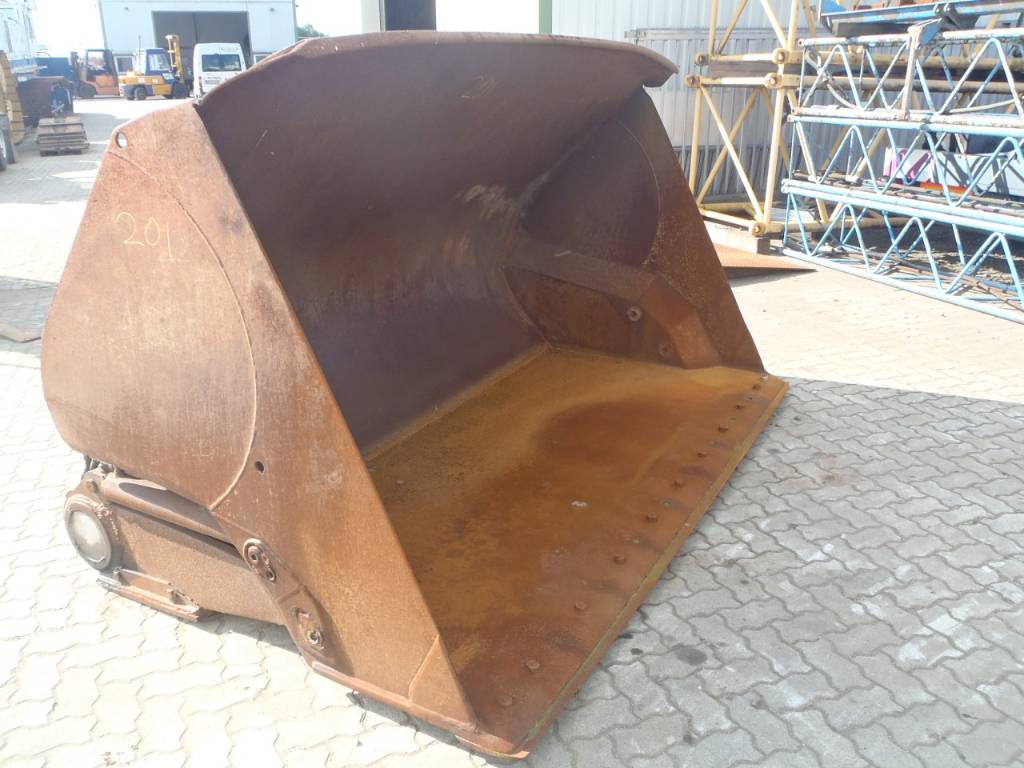 SMP (0201) 5.5 cbm Hochkippschaufel / bucket