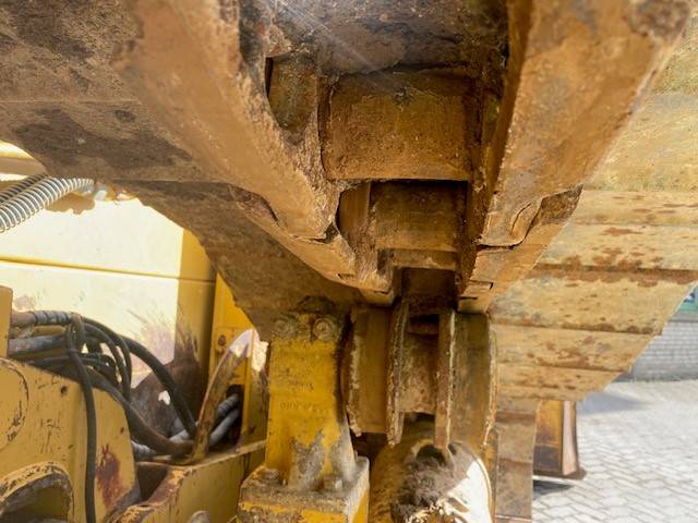 CAT D 6 N LGP MIETE / RENTAL (12005379)