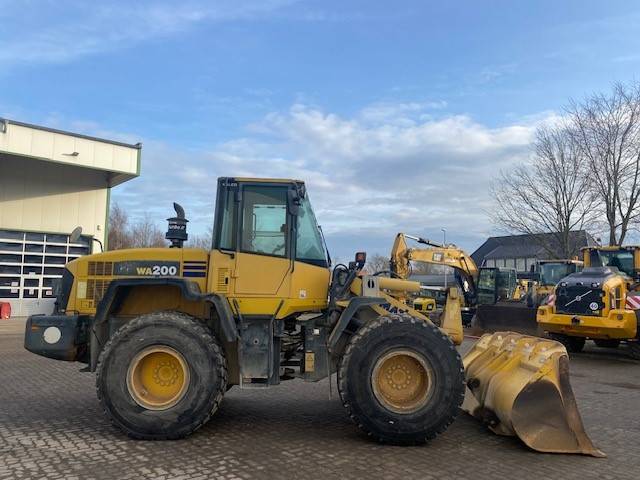 Komatsu WA 200-5 (12005680)
