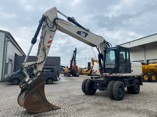CAT M 318 D VAH (12005443)