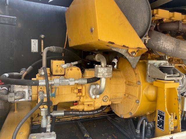 CAT M 318 D VAH (12005443)