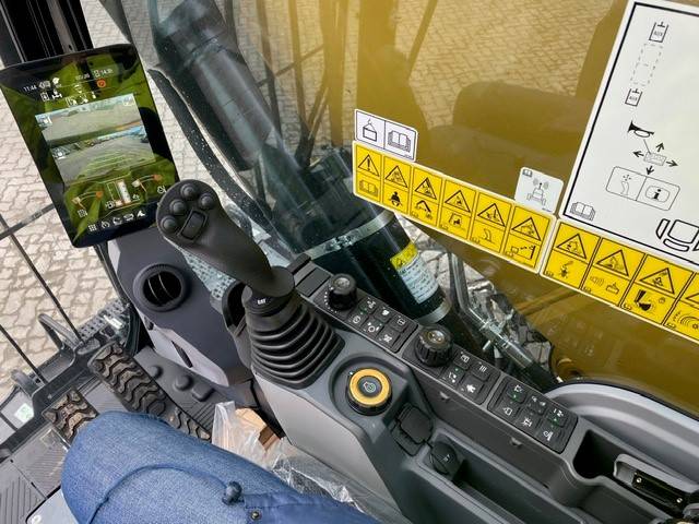 CAT MH 3024 MIETE / RENTAL (12002224)