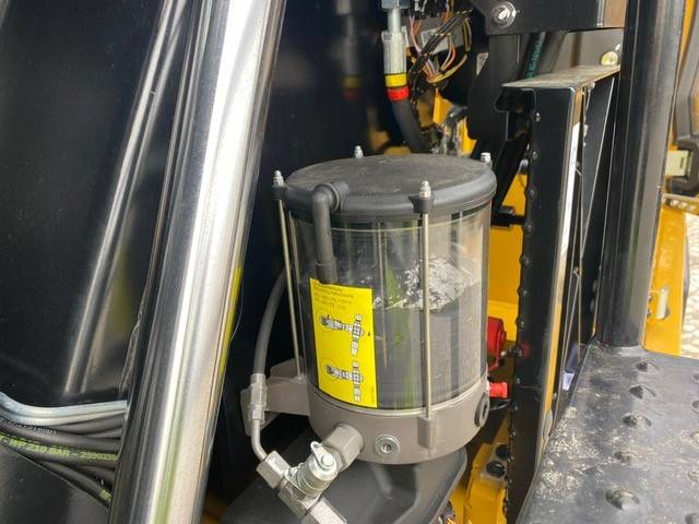 CAT MH 3024 MIETE / RENTAL (12002224)