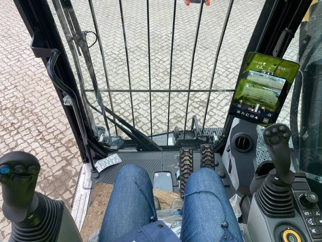 CAT MH 3024 MIETE / RENTAL (12002224)