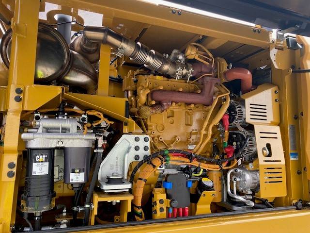 CAT MH 3022 MIETE / RENTAL (12002225)