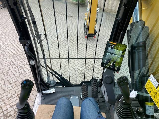 CAT MH 3022 MIETE / RENTAL (12002225)