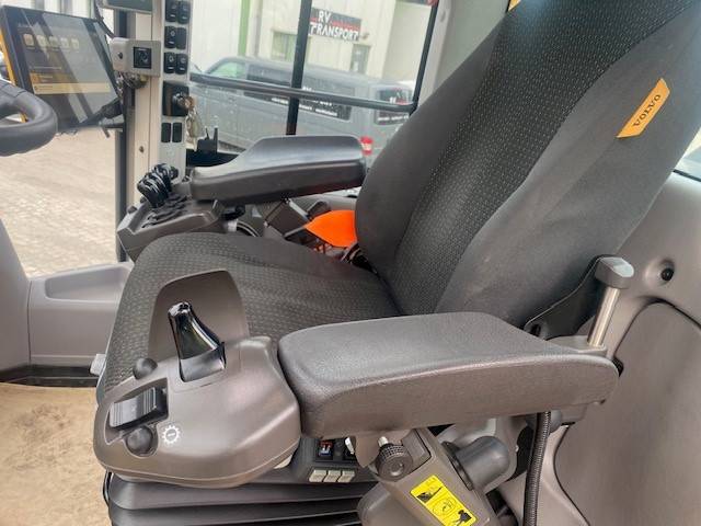 Volvo L 110 H MIETE / RENTAL (12005747)