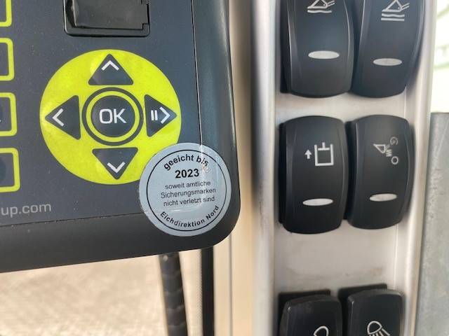 [Other] (1086) gebr. Vei Waage Millennium 5