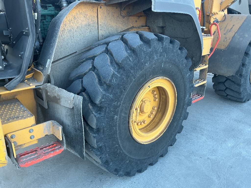 Volvo L 110 H auch MIETE / RENTAL (12005911)