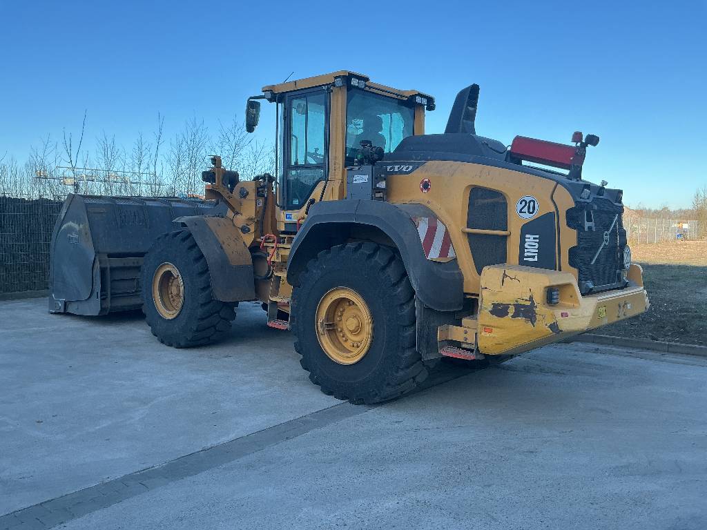 Volvo L 110 H auch MIETE / RENTAL (12005911)