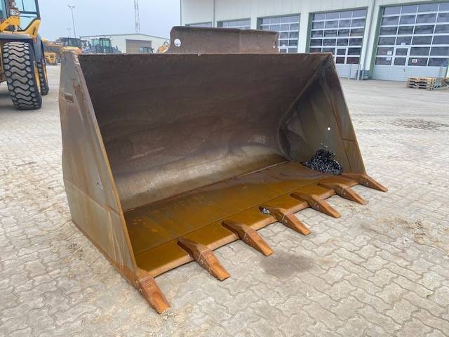 Seiler (1223)  3.8 cbm neuw. Schaufel / bucket