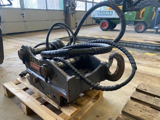 OilQuick (5741) gebr. SW OilQuick OQ 65