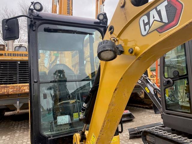 CAT 301.8-05A MIETE / RENTAL (12001902)