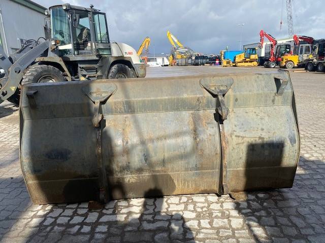 Terex TL 160  2x Schaufel (12005689)