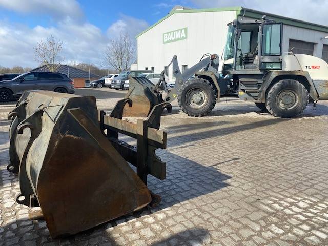 Terex TL 160  2x Schaufel (12005689)