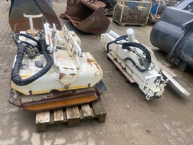 Bomag BW 213 D nur Plattenverdichter