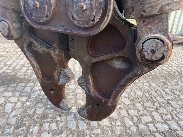 Epiroc CB 2500 Zange CW 40 (12005838)
