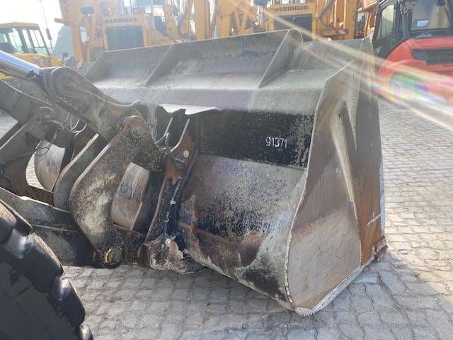 Volvo L 90 (12005744)