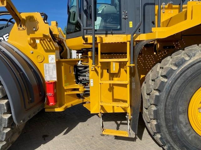 John Deere 744 P MIETE / RENTAL (12002126)