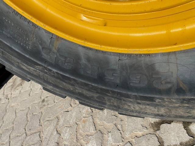 John Deere 744 P MIETE / RENTAL (12002126)