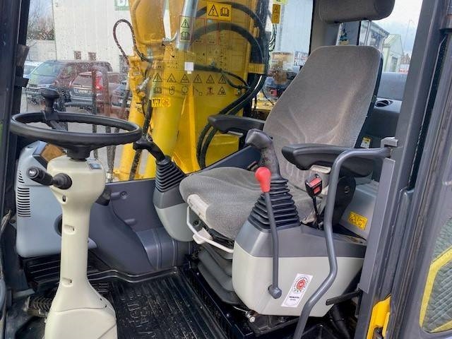 Komatsu PW 148-8 MIETE / RENTAL (12005295)