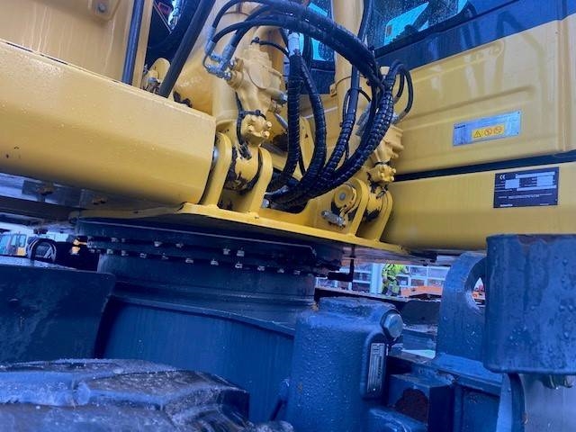 Komatsu PW 148-8 MIETE / RENTAL (12005295)