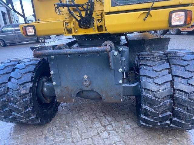 Komatsu PW 148-8 MIETE / RENTAL (12005295)