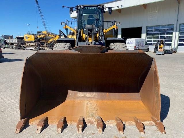 John Deere 744 P MIETE / RENTAL (12002124)