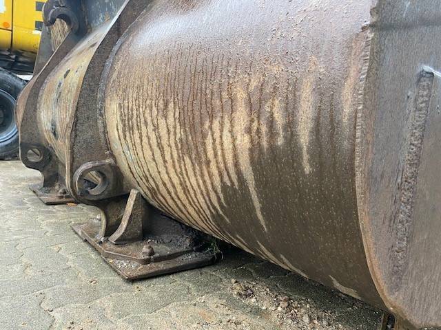 Volvo (5243) 4.0 cbm gebr. Schaufel / bucket